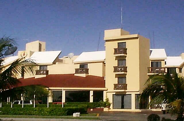 Mexique Cancun Imperial Las Perlas La facade de l'hôtel