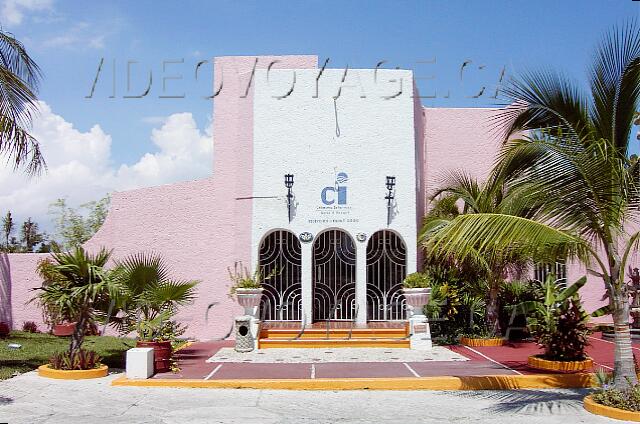 Mexique Cancun Maya Caribe La facade du Lobby.