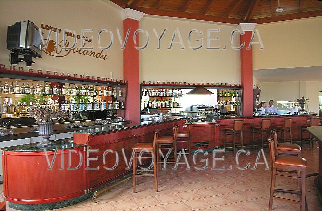 Cuba Cayo-Coco Hotel Playa Coco Un grand choix de boissons.