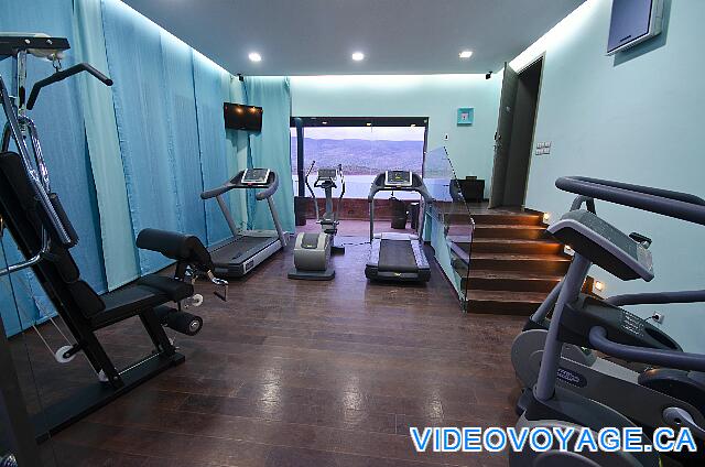 Maroc Bin El Ouidan Widiane Suites & Spa A small air-conditioned gym is available in the section near the lake.