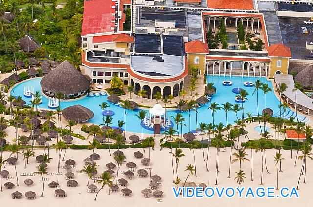 République Dominicaine Punta Cana Paradisus Palma Real Una piscina principal lo suficientemente grande.