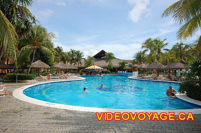 Mexique Playa del Carmen Riu Yucatan La première piscine, de moyenne dimension.