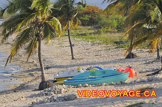 Cuba Trinidad Costasur On the beach: pédalot, kayak and canoe.