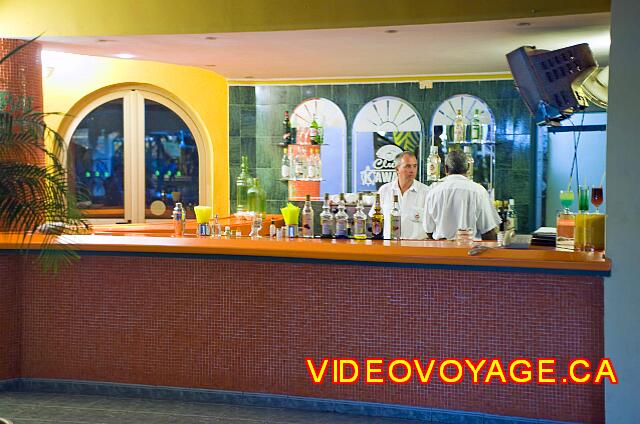 Cuba Varadero Hotel Club Kawama The small Lobby Bar.