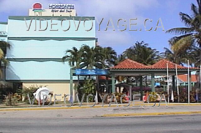 Cuba Varadero Mar del Sur The entrance to the hotel on Calle 30.