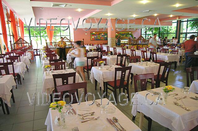 Cuba Varadero Be Live Experience Turquesa El restaurante comedor buffet es bastante grande.