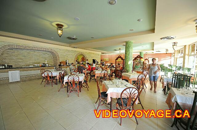 Cuba Varadero Tainos The dining room of the restaurant's buffet Isabelica.