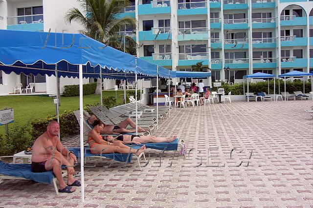 Mexique Cancun Aquamarina Beach Whirlpools on the terrace.