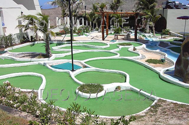 Mexique Cancun Crown paradise Le mini-golf