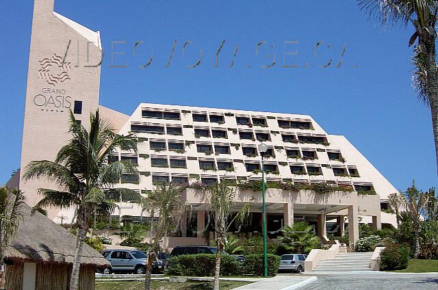 Mexique Cancun Grand Oasis Cancun Aquí, la entrada del edificio