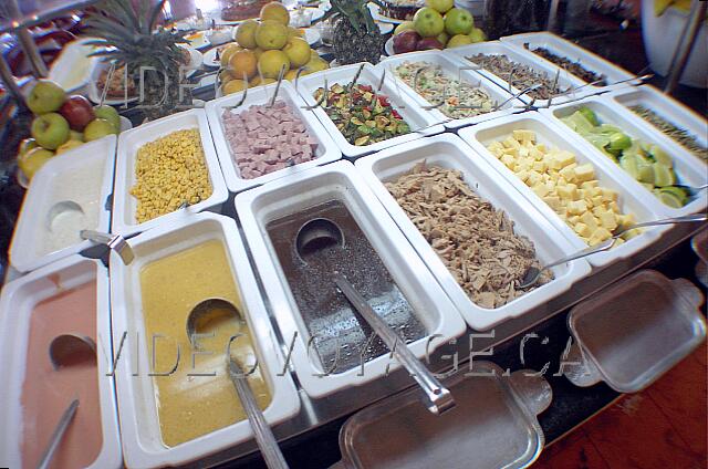 Mexique Cancun Oasis Palm Beach The salad bar