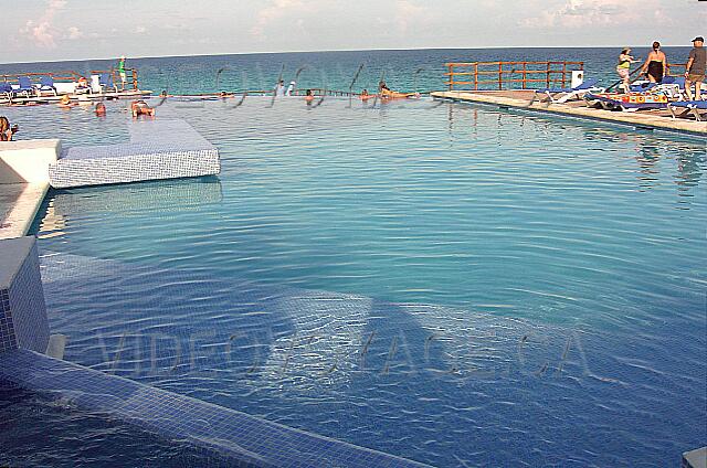 Mexique Cancun Gran Oasis Playa The main pool