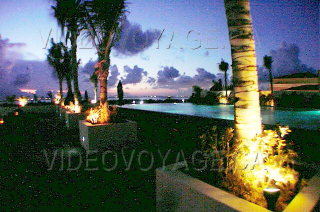 Mexique Cancun Gran Oasis Playa A los conjuntos de iluminación.