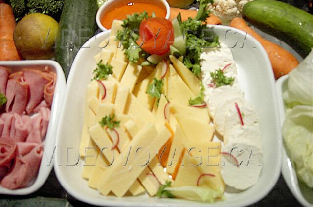 Mexique Cancun Gran Oasis Playa Cheeses and cold meats