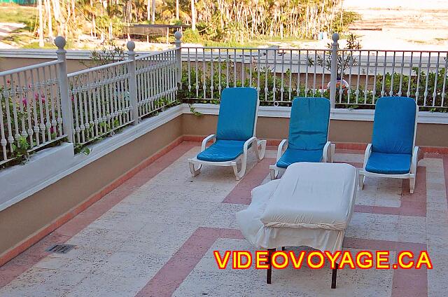 Mexique Cancun Riu Caribe For massage on the outdoor terrace.