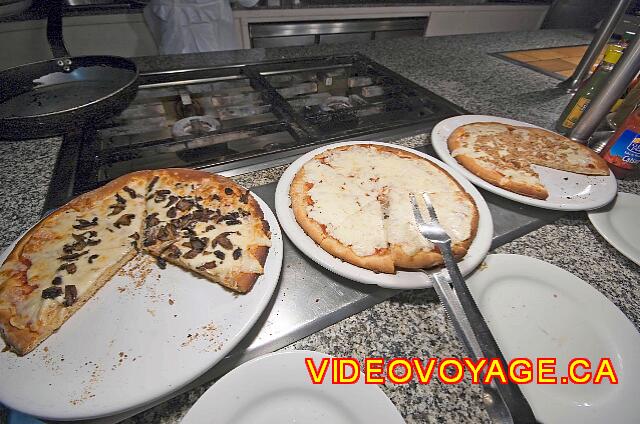 Mexique Cancun Riu Caribe Las pizzas.