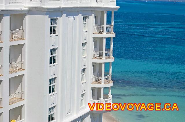 Mexique Cancun Riu Palace Las Americas Los balcones con hermosas vistas al mar.