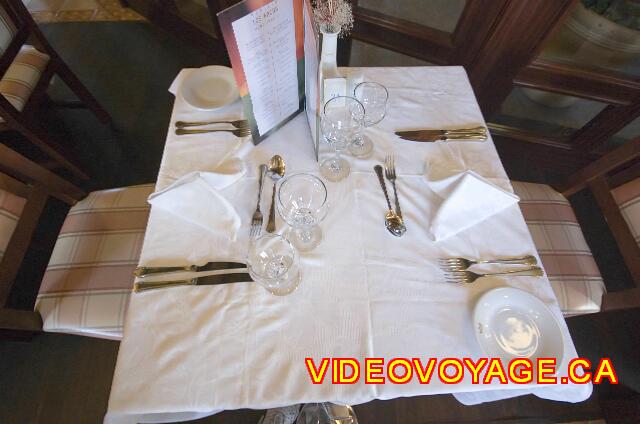 Mexique Cancun Riu Palace Las Americas La presentación de las tablas.