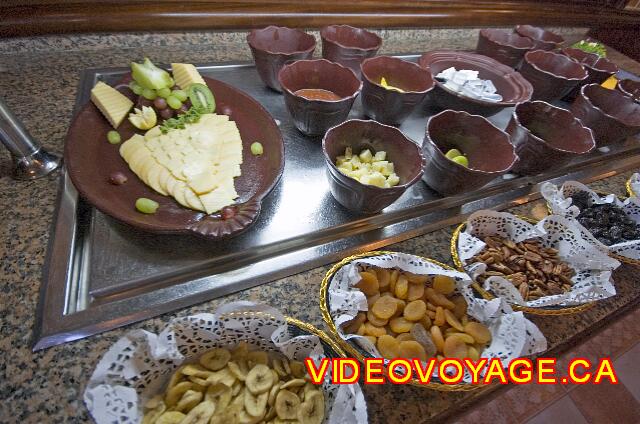 Mexique Cancun Riu Palace Las Americas The rest of the buffet.