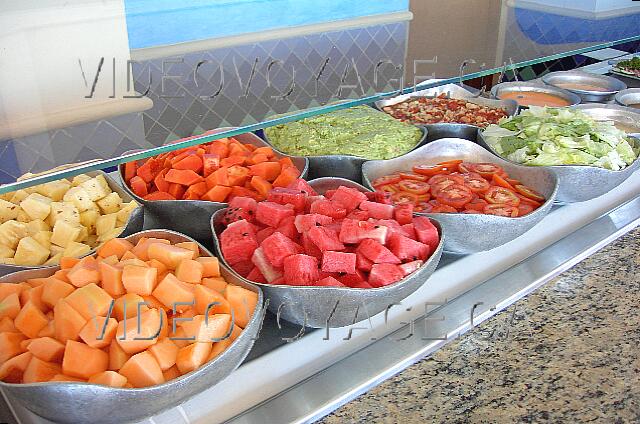 Mexique Cancun Tucancun Fruits and salads