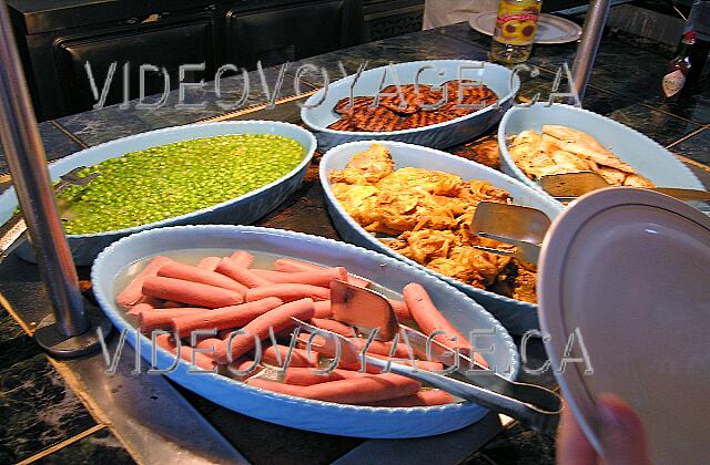 Cuba Cayo Guillermo Iberostar Daiquiri Sausages, chicken, meat, green peas, ...