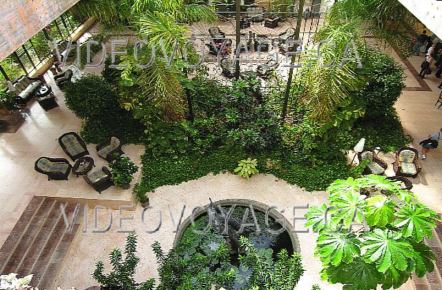 Cuba Cayo Guillermo Iberostar Daiquiri A view of the lobby, the statue of dolphins downstairs reception right, the hotel entrance at the top.