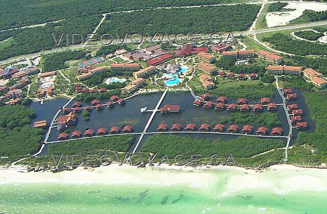 Cuba Cayo-Coco Iberostar Cayo-Coco/Mojito Le site de l'hôtel NH Krystal Lagoon Villas and Resort est immense.  Ici, la section Laguna.