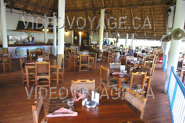 Cuba Cayo-Coco Melia Cayo-Coco A buffet and grill is available for lunch.