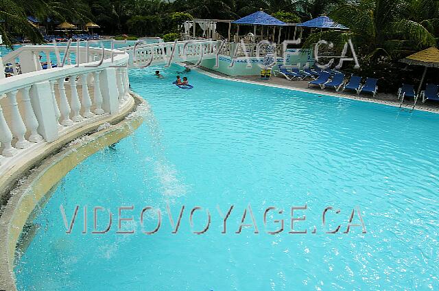 Cuba Cayo Guillermo Melia Cayo Guillermo A waterfall in the pool.