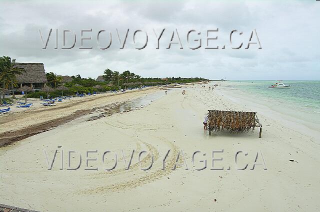 Cuba Cayo Guillermo Melia Cayo Guillermo Cuando la marea está baja.