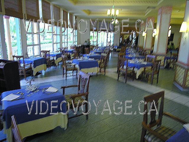 Cuba Cayo Guillermo Melia Cayo Guillermo A fairly large dining room.