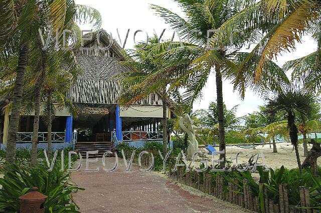 Cuba Cayo Guillermo Melia Cayo Guillermo Renovado restaurante en diciembre de 2005.