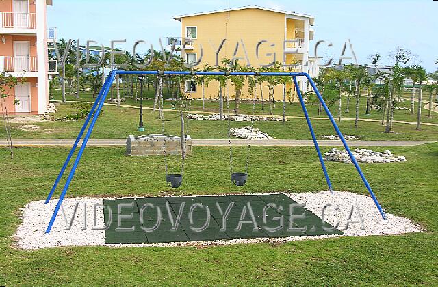 Cuba Cayo-Coco Hotel Playa Coco Une balancoire pour les plus jeunes.