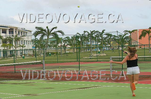 Cuba Cayo-Coco Hotel Playa Coco It is best to play the early morning. The warm sunshine in the afternoon can be bothersome.