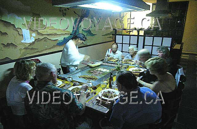 Cuba Cayo-Coco Hotel Playa Coco The very attentive customers.