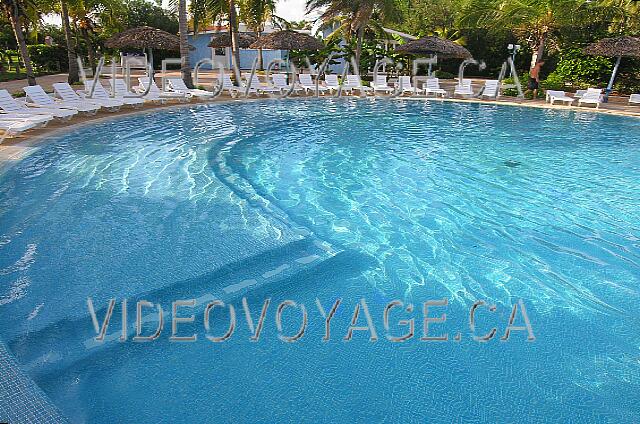 Cuba Cayo-Coco Sol Cayo-Coco A shallow and quiet pool.