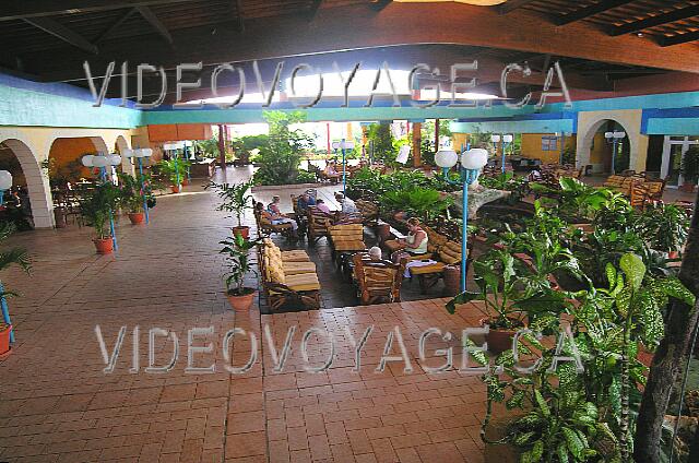 Cuba Cayo-Coco Sol Cayo-Coco El Lobby desde otro ángulo. A la izquierda el bar del vestíbulo.