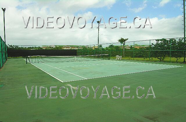 Cuba Cayo-Coco TRYP Cayo-Coco Un autre terrain de tennis.