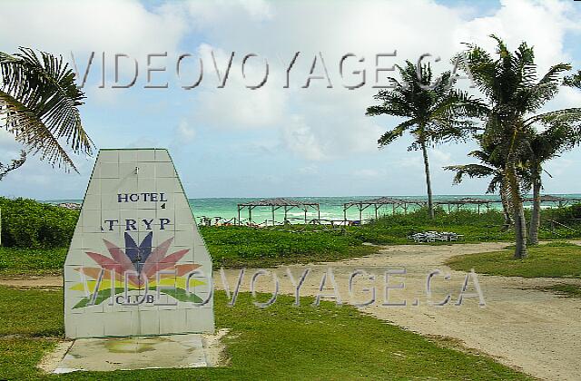 Cuba Cayo-Coco TRYP Cayo-Coco A shower near the beach in the western sector.