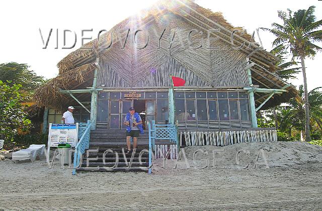 Cuba Cayo-Coco TRYP Cayo-Coco A restaurant on the beach. The day is a snack bar, restaurant and evening a seafood restaurant.