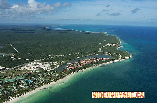 Cuba Cayo-Coco TRYP Cayo-Coco Una vista aérea del sector hotelero.