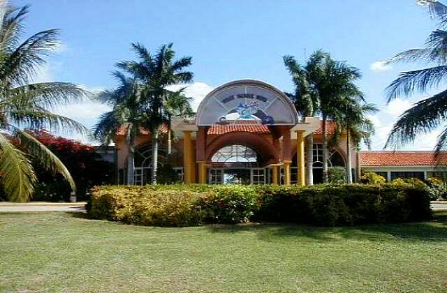 Cuba Cayo Guillermo hotel Club Cayo Guillermo The entrance to the hotel.