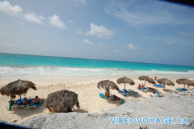 Cuba Cayo Largo Ole Playa Blanca Una playa de poca profundidad con algunas palapas y tumbonas, pero no hay bar. Invierno esta sección de la playa rara vez se utiliza por los clientes.