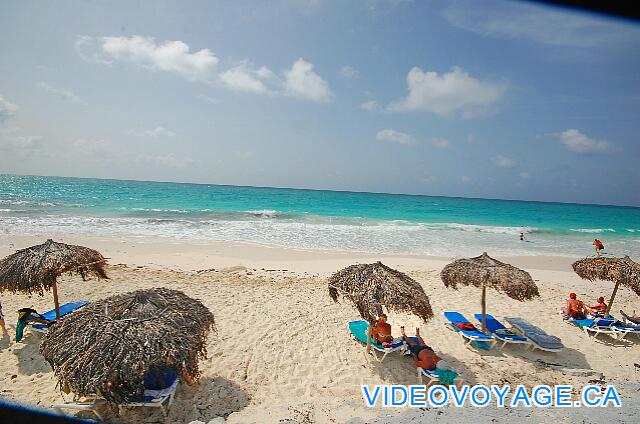 Cuba Cayo Largo Ole Playa Blanca Una arena blanca fina, una pendiente suave para entrar en el agua, no hay algas, ningún arrecife en verano y muy poco en invierno.