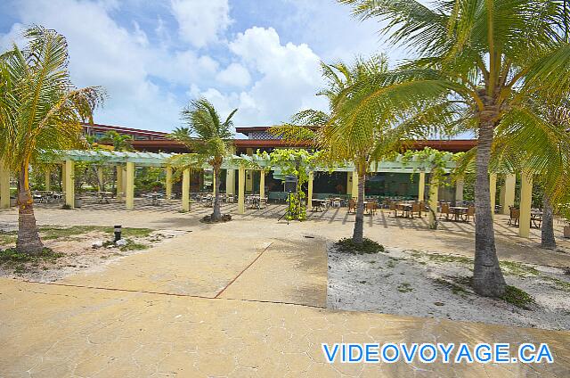 Cuba Cayo Largo Ole Playa Blanca El restaurante Opalino, snack bar abierto como el día con una cena buffet, restaurante a la carta.