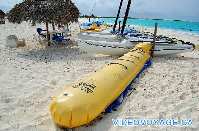 Cuba Cayo Largo Gran Caribe Cayo Largo Algunos deportes acuáticos motorizados están disponibles pero no incluidos en la playa Sirena como banana boat.