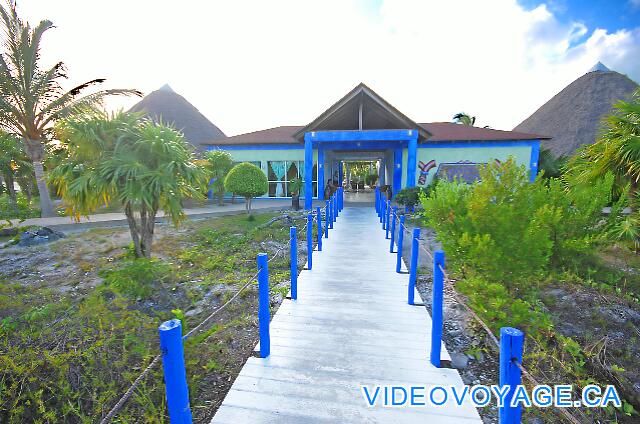 Cuba Cayo Largo Sol Cayo Largo The way to access the health center
