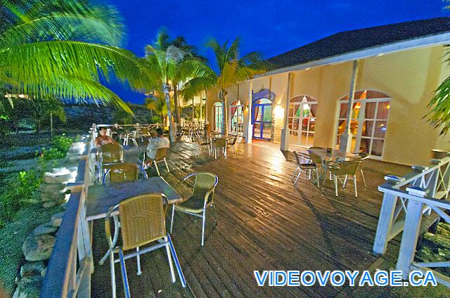 Cuba Cayo Largo Sol Cayo Largo La terraza por la noche.