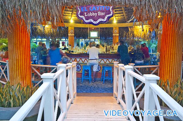 Cuba Cayo Largo Sol Cayo Largo El bar en el centro