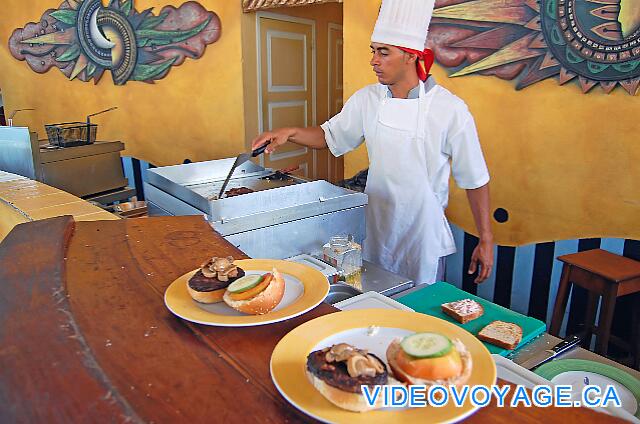 Cuba Cayo Largo Sol Cayo Largo Demandez votre hamburger selon vos spécifications.